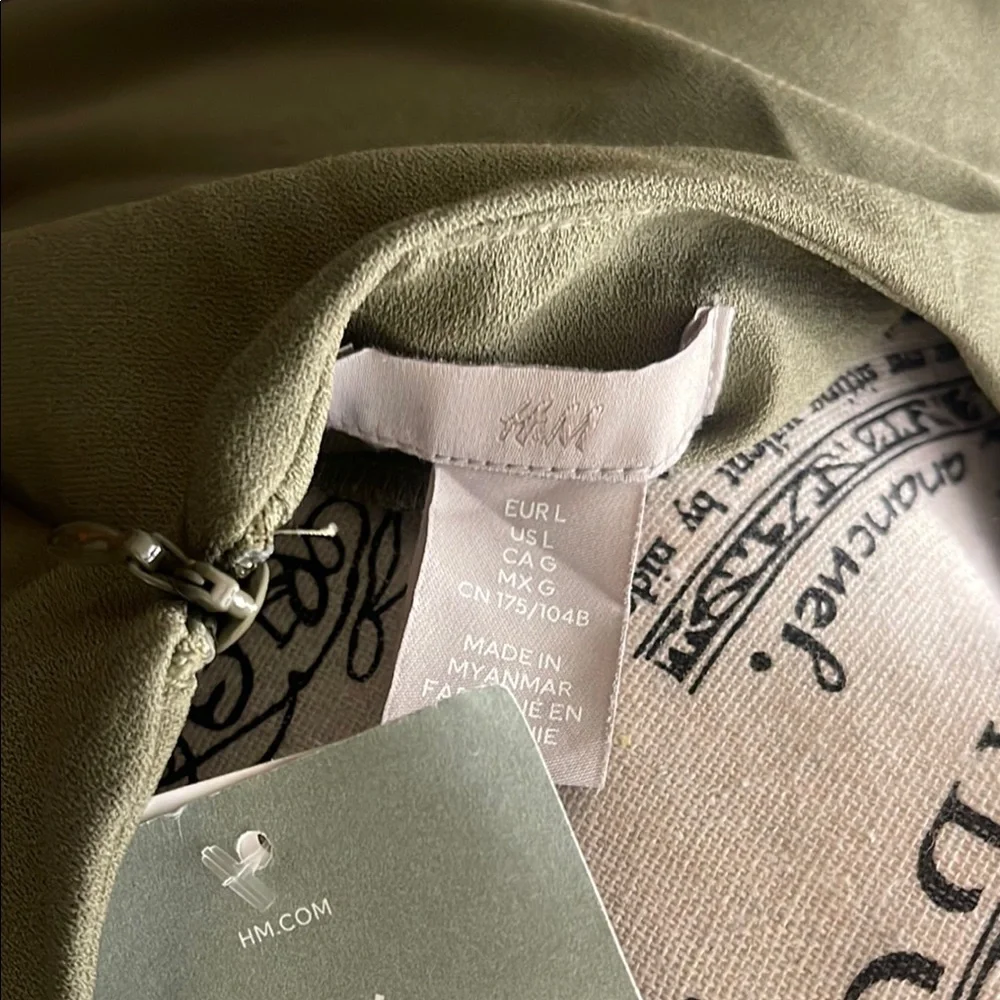 H&M Green Ruched Mock Neck Dress with Dolman Sleeves - Picture 4 of 6